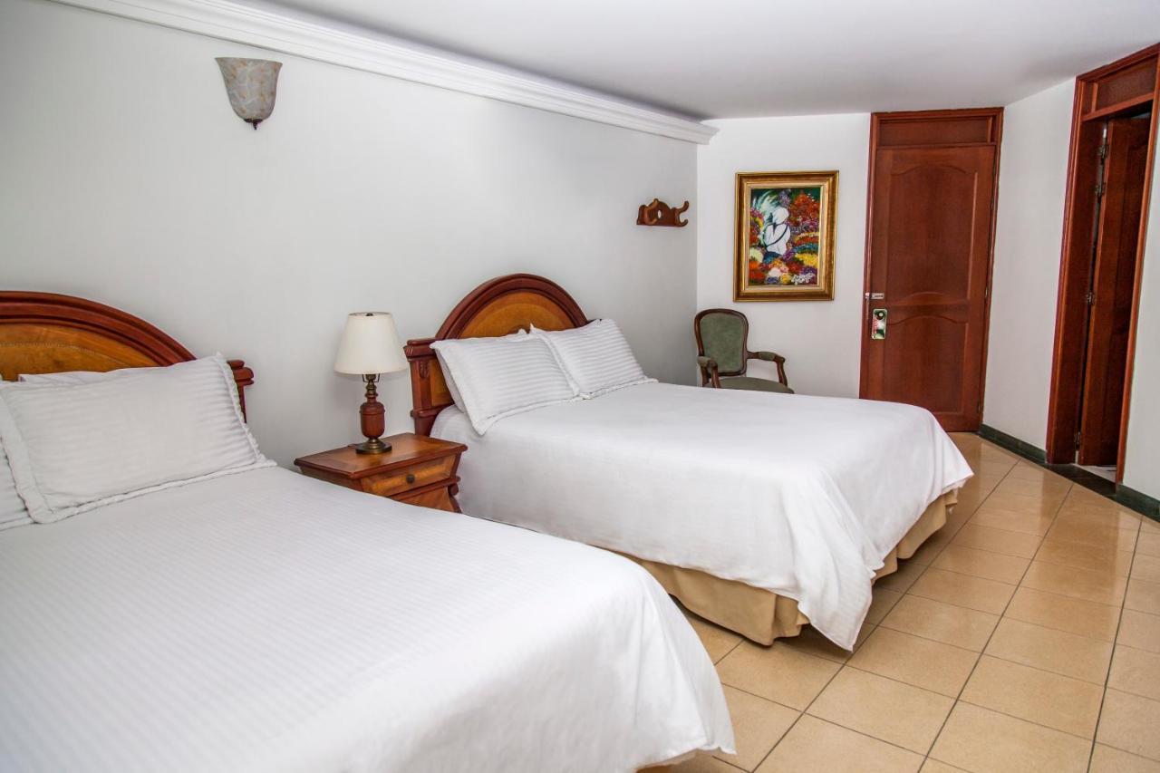 Hotel Casa Laureles Μεντεγίν Εξωτερικό φωτογραφία
