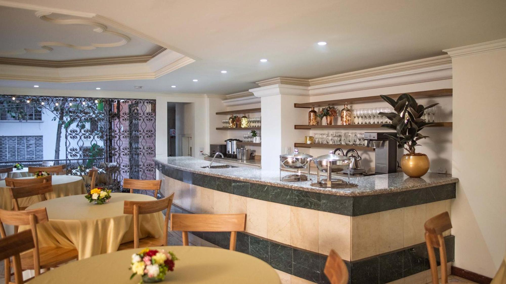 Hotel Casa Laureles Μεντεγίν Εξωτερικό φωτογραφία