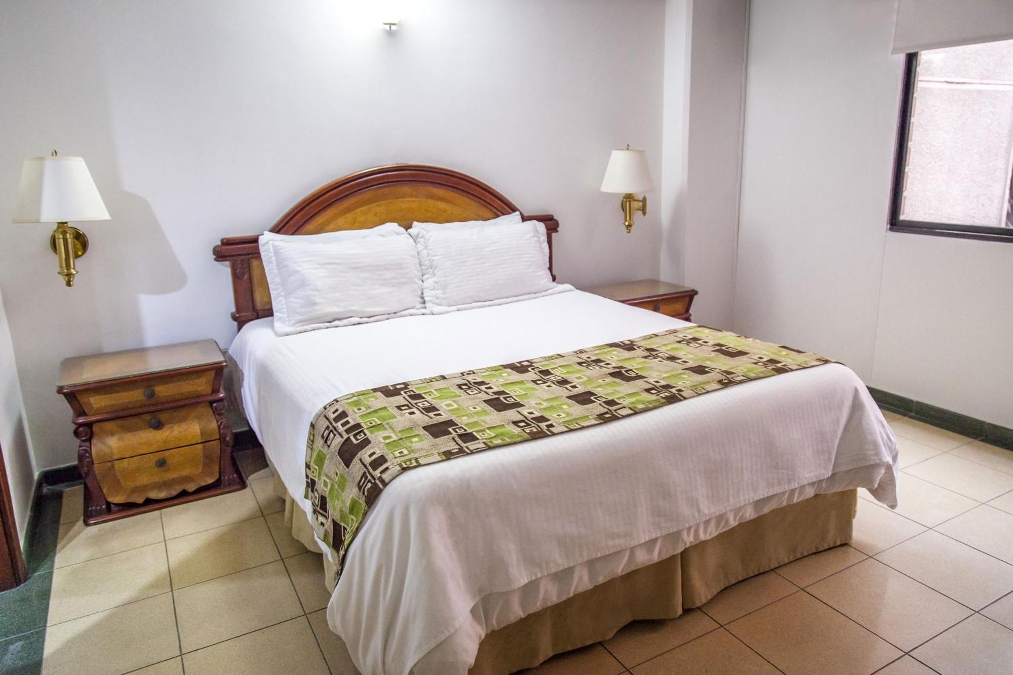Hotel Casa Laureles Μεντεγίν Εξωτερικό φωτογραφία