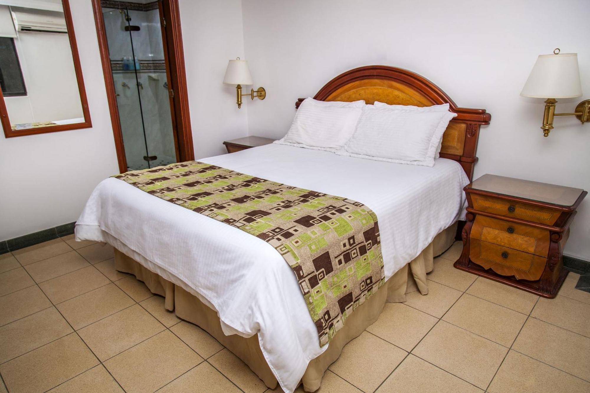 Hotel Casa Laureles Μεντεγίν Εξωτερικό φωτογραφία