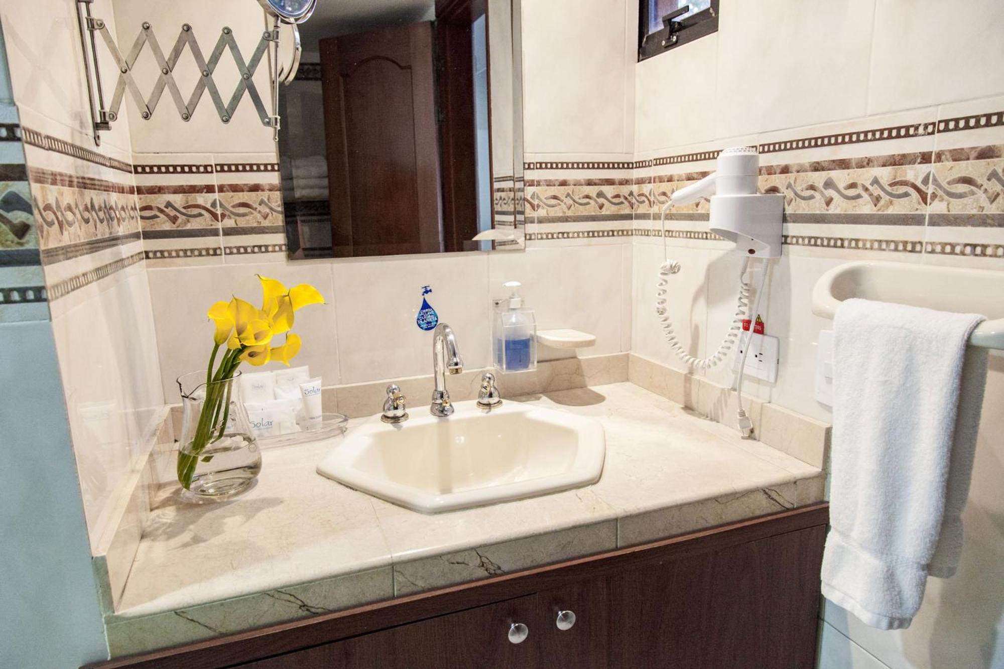 Hotel Casa Laureles Μεντεγίν Εξωτερικό φωτογραφία